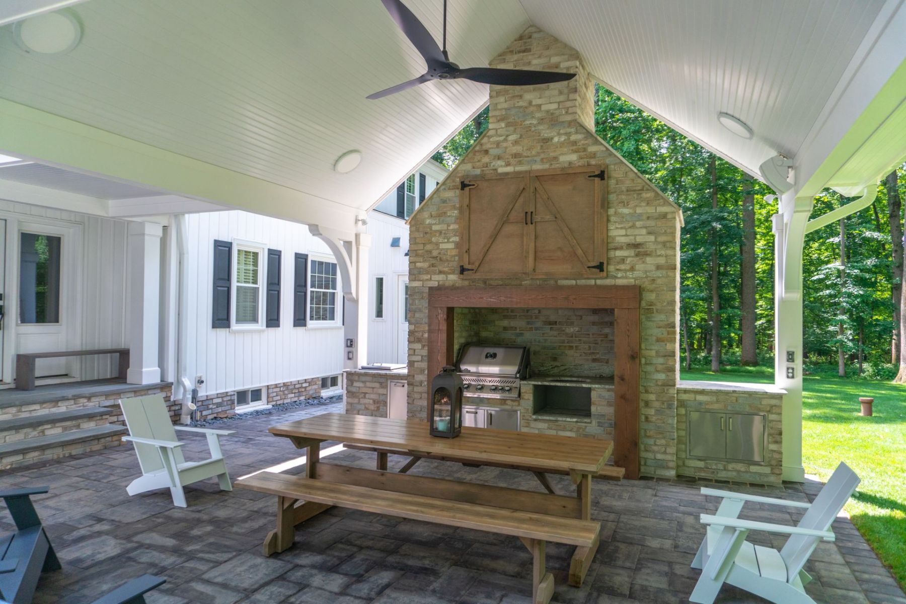 Covered outdoor kitchen and patio in Howard County, MD