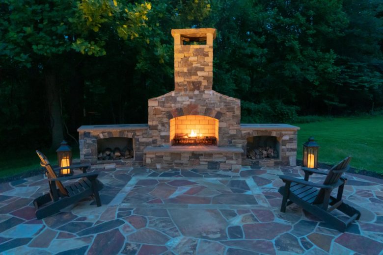 Fireplace hardscaping for backyard patio