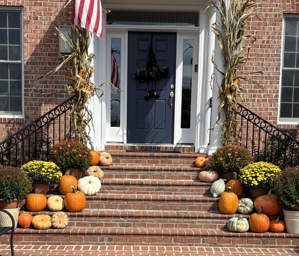 Link to Fall Decorating Services in Howard County, MD: Beautiful Porches Without the Work